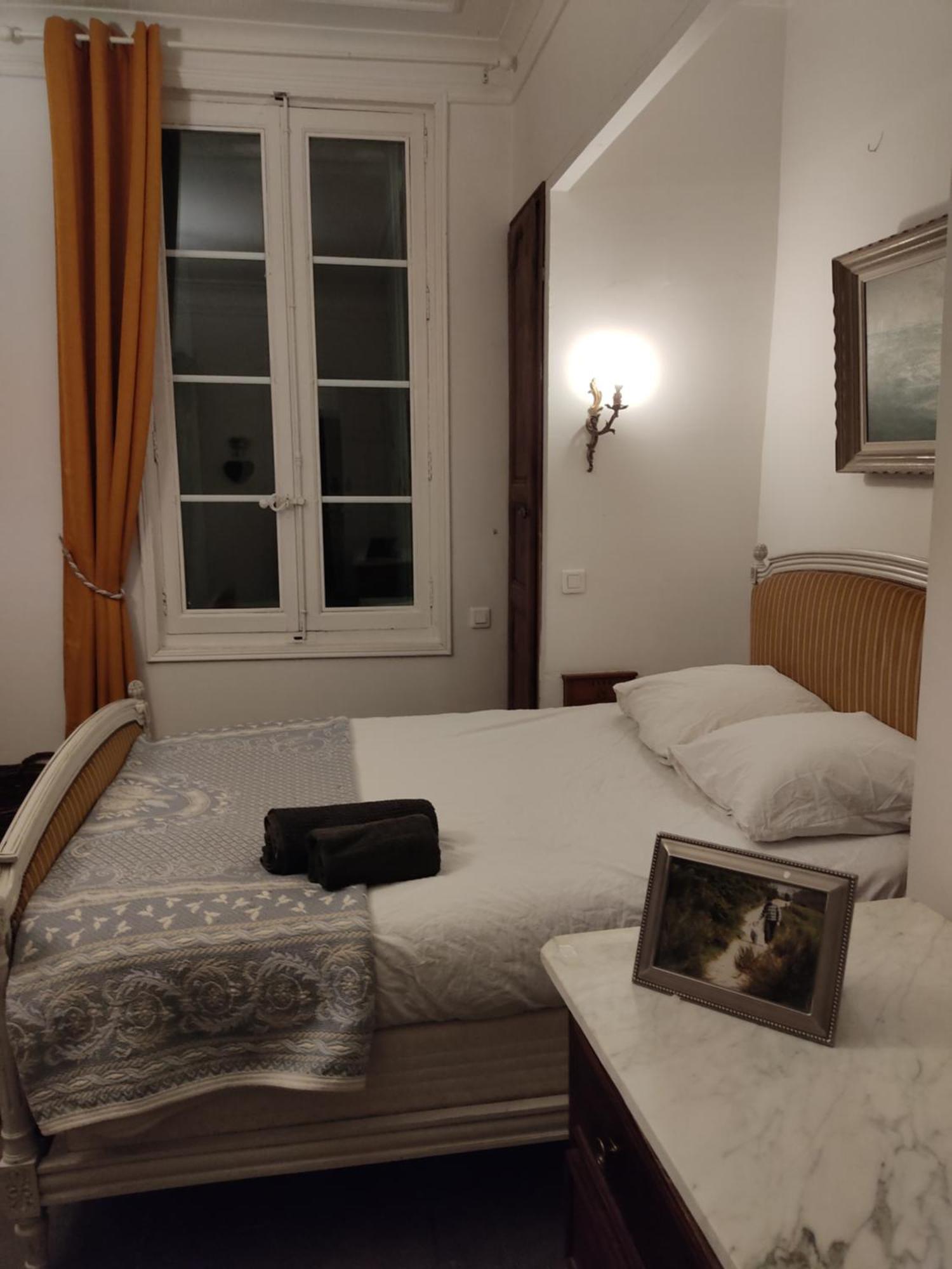 Experience Unique Dans Un Lieu Magique Hotel Vergeze Luaran gambar