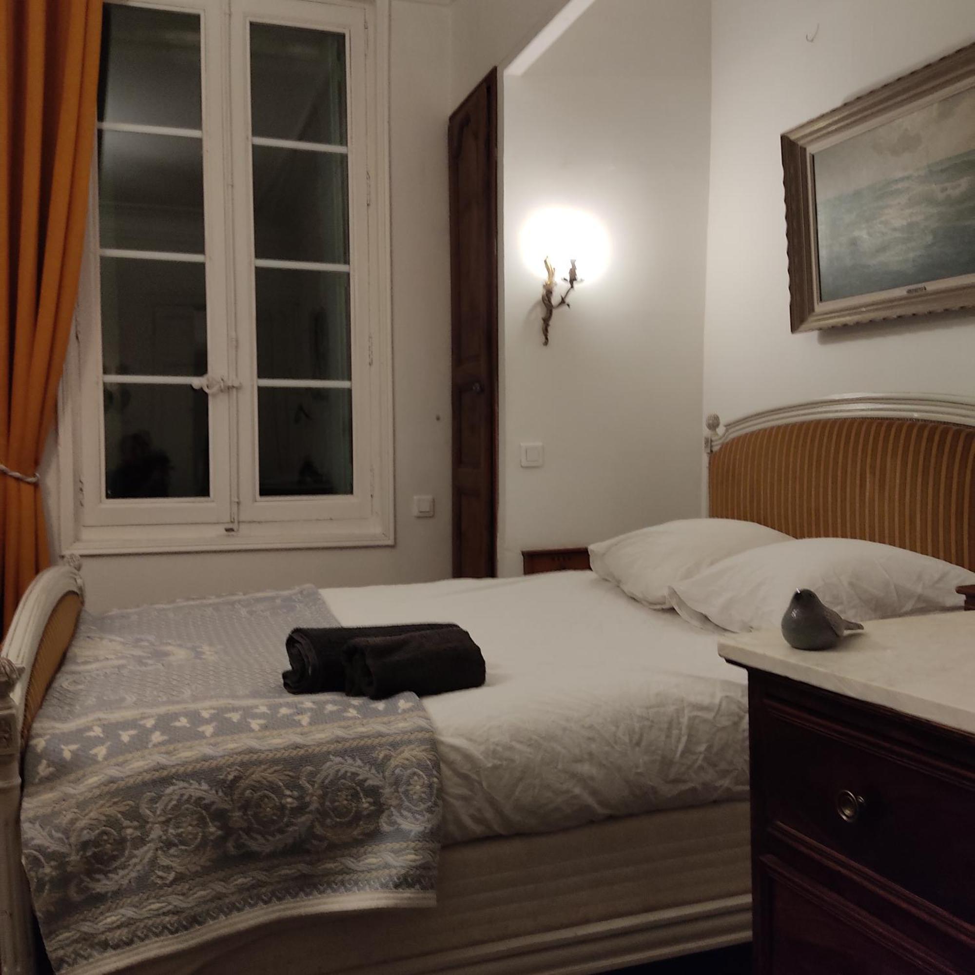 Experience Unique Dans Un Lieu Magique Hotel Vergeze Luaran gambar